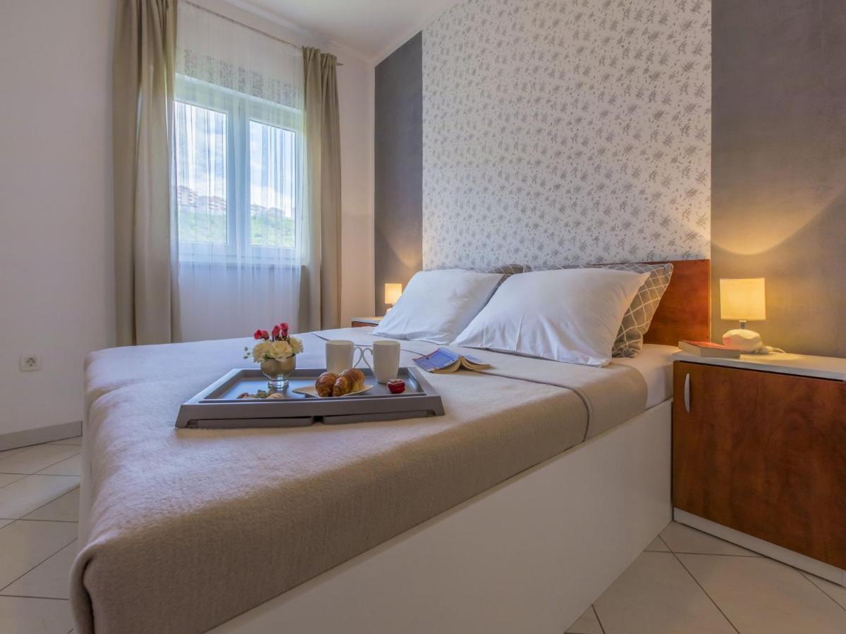 Apartments Rabbit Crikvenica Exterior photo