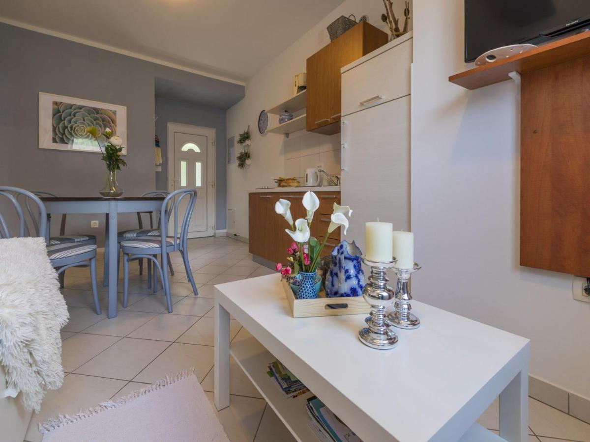 Apartments Rabbit Crikvenica Exterior photo