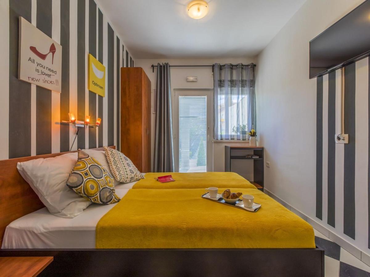 Apartments Rabbit Crikvenica Exterior photo